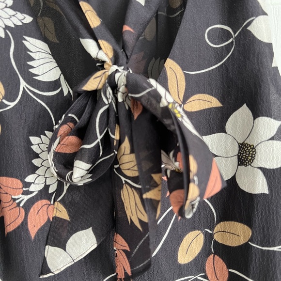 Anthropologie Top by Maeve - Picture 2 of 2